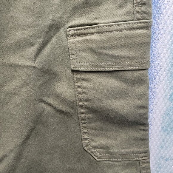 Sneak Peek Olive Green Cargo Style jeans New with tags - Picture 7 of 9
